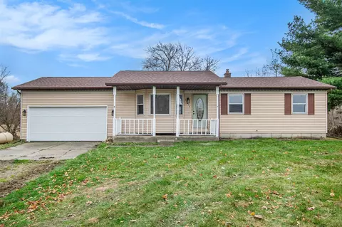 17455 Starbrick, Edwardsburg, MI 49112