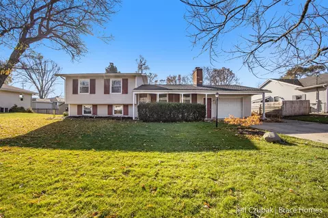 1430 Winifred, Jenison, MI 49428