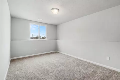 Bedroom - 7999 Sierra, Belding, MI 48809 photo 4 of 5