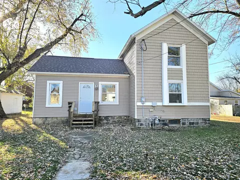 509 Madison, Three Rivers, MI 49093