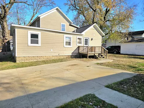 Exterior - 509 Madison, Three Rivers, MI 49093 photo 2 of 5