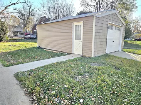 Exterior - 509 Madison, Three Rivers, MI 49093 photo 4 of 5