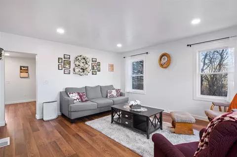 Living - 17285 Bailey, Bailey, MI 49303 photo 2 of 3