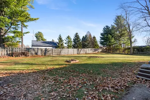 155 S Harvey, Jackson, MI 49201 photo 32