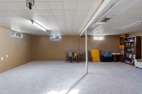 155 S Harvey, Jackson, MI 49201 photo 27