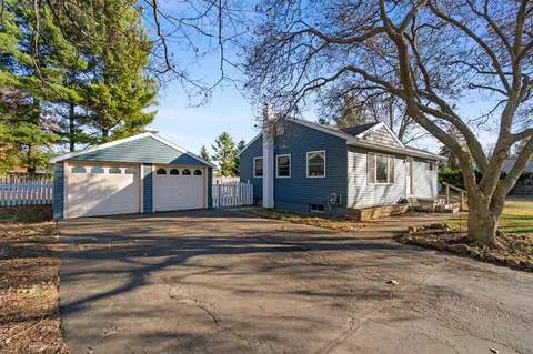 155 S Harvey, Jackson, MI 49201 photo 4