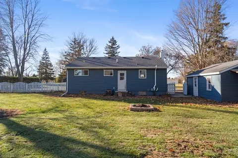 155 S Harvey, Jackson, MI 49201 photo 29