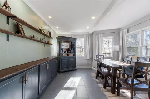 Dining - 840 Springcrest, Jackson, MI 49203 photo 1 of 4