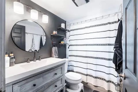 Bath - 840 Springcrest, Jackson, MI 49203 photo 1 of 1