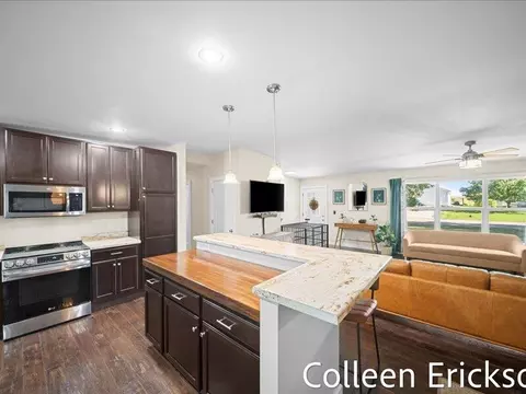 Kitchen - 833 Morgan, Belding, MI 48809 photo 2 of 3