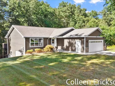 Exterior - 833 Morgan, Belding, MI 48809 photo 4 of 4