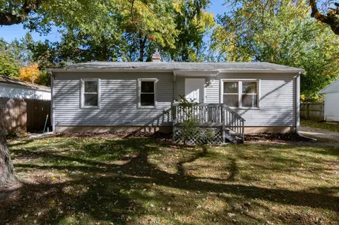 5609 Roanoke, Portage, MI 49024