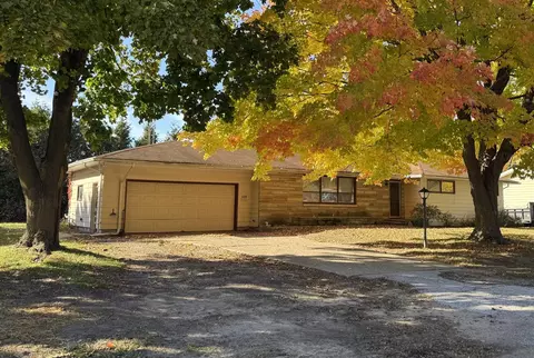 109 Bennett, Hartford, MI 49057