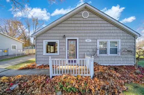884 Bryant, Jackson, MI 49202 photo 4