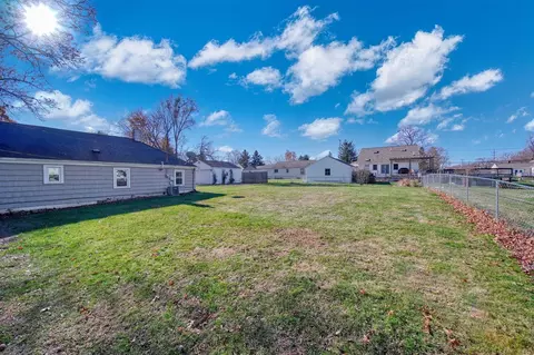 884 Bryant, Jackson, MI 49202 photo 27