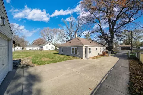 884 Bryant, Jackson, MI 49202 photo 26