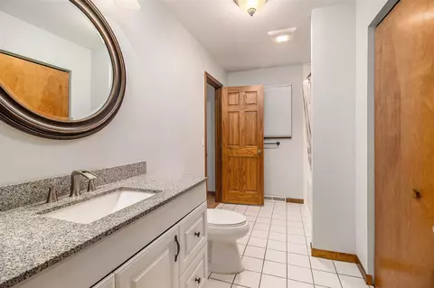 Bath - 1422 Yoder, Manistee, MI 49660 photo 5 of 5