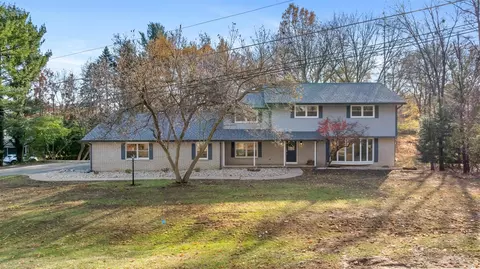 1731 Thornwood, Jackson, MI 49203