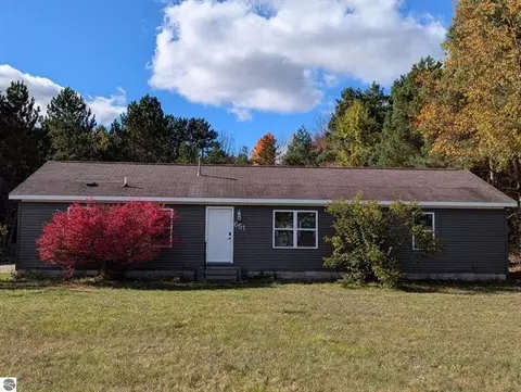 651 N Michigan, Manton, MI 49663