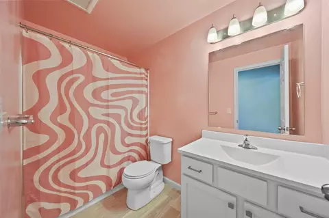 Bath - 130 Lighthouse, Brooklyn, MI 49230 photo 2 of 2