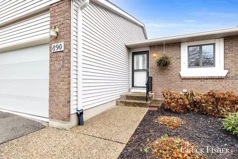 890 Creekridge, Holland, MI 49423