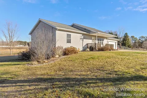 96 Jambrial, Hastings, MI 49058