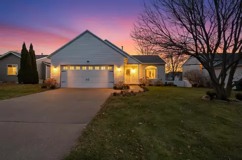 360 Tall Grass, Cedar Springs, MI 49319