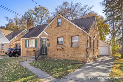 300 Eola, Grand Rapids, MI 49507