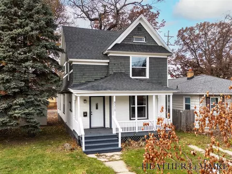 821 College, Grand Rapids, MI 49503