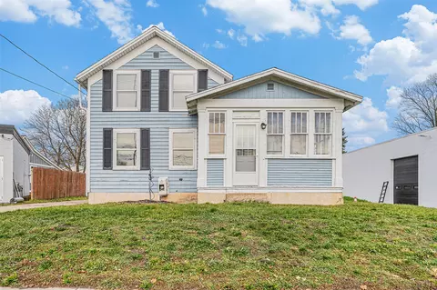 3981 White, Grandville, MI 49418
