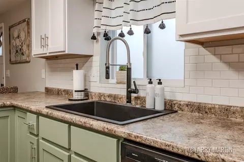 Kitchen - 331 E Morrell, Otsego, MI 49078 photo 4 of 4