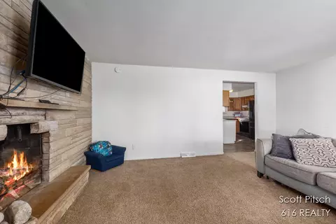 Living - 742 Miller, Plainwell, MI 49080 photo 3 of 4