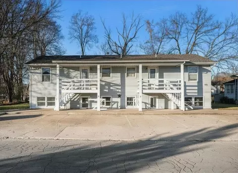 416 River, Three Rivers, MI 49093