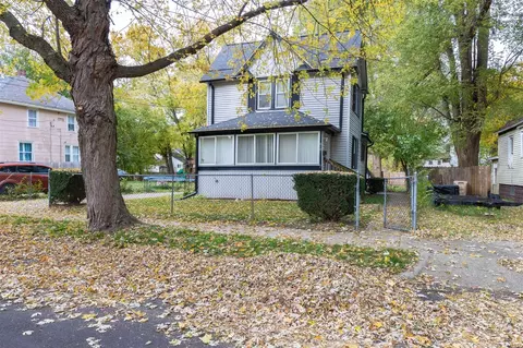 610 Bosker, Kalamazoo, MI 49007