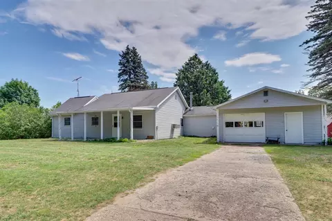 601 W 16, Mesick, MI 49668