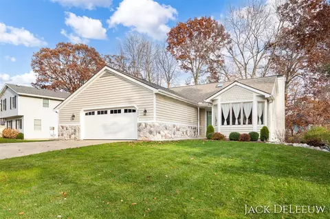6696 Highmeadow, Byron Center, MI 49315