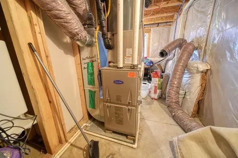 Entry Way - 159 St Clair, Brooklyn, MI 49230 photo 3 of 3