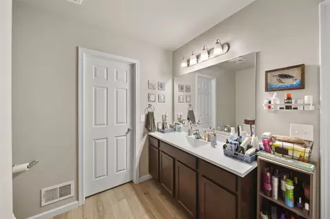 Bath - 159 St Clair, Brooklyn, MI 49230 photo 2 of 3