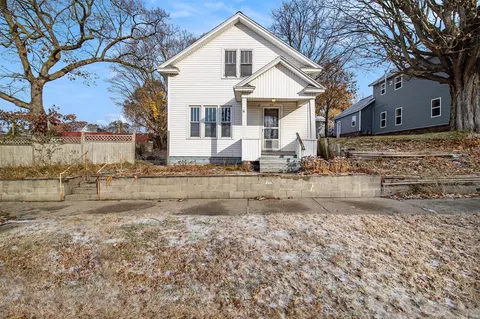 603 E Dowland, Ludington, MI 49431