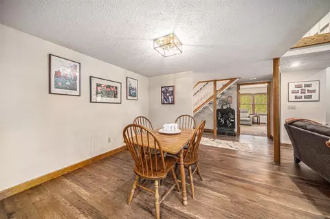 Dining - 5501 Donavon, Jackson, MI 49201 photo 2 of 2