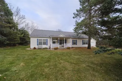 14061 Erdman, Arcadia, MI 49613