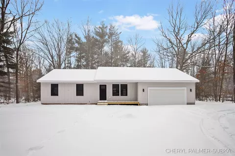 2223 Strand, Muskegon, MI 49445