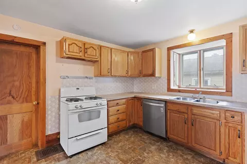 Kitchen - 416 Allis, Adrian, MI 49221 photo 1 of 2