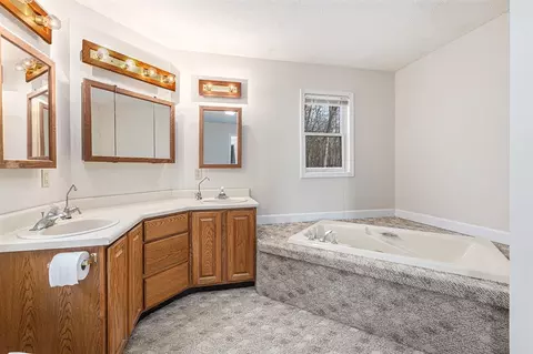 Bath - 12250 Trinkle, Dexter, MI 48130 photo 2 of 4