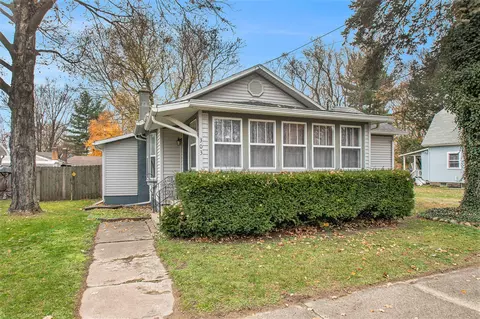 303 Jones, Dowagiac, MI 49047