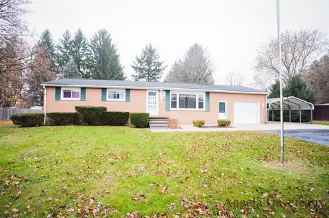 9375 Russell, Greenville, MI 48838