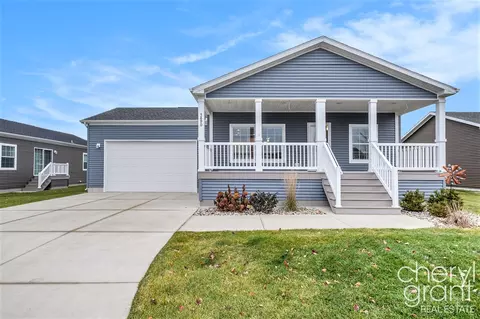 5890 Grace Way, Rockford, MI 49341