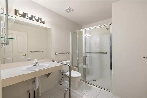 Bath - 52559 Sable, Macomb, MI 48042 photo 4 of 6