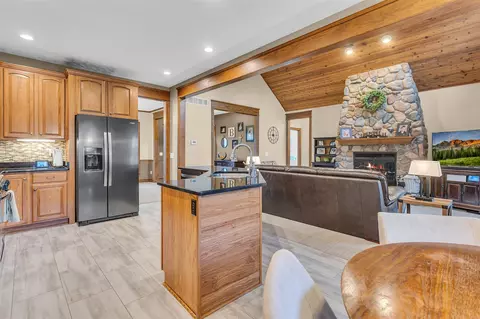 Kitchen - 6550 Maple Dl, Jackson, MI 49201 photo 1 of 3
