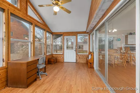 1401 White Birch, Stanton, MI 48888 photo 5